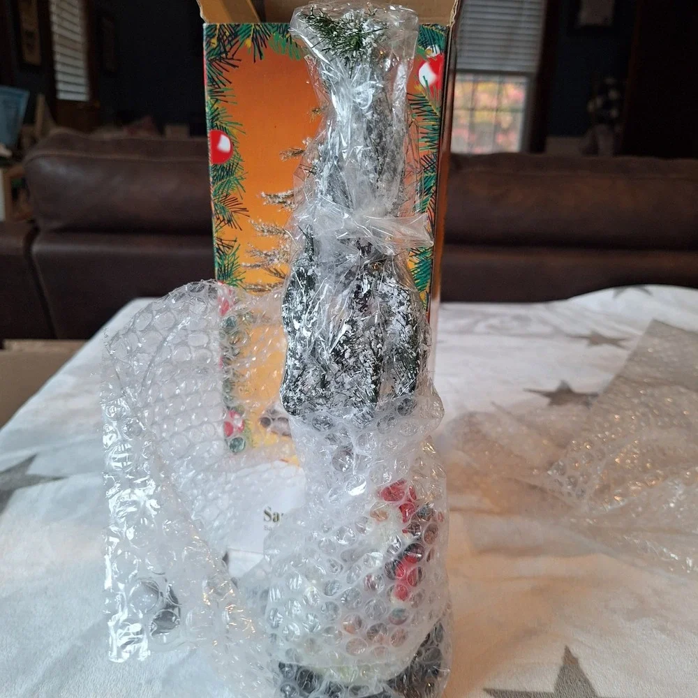 Vintage JC Penny Santa With Tree 13